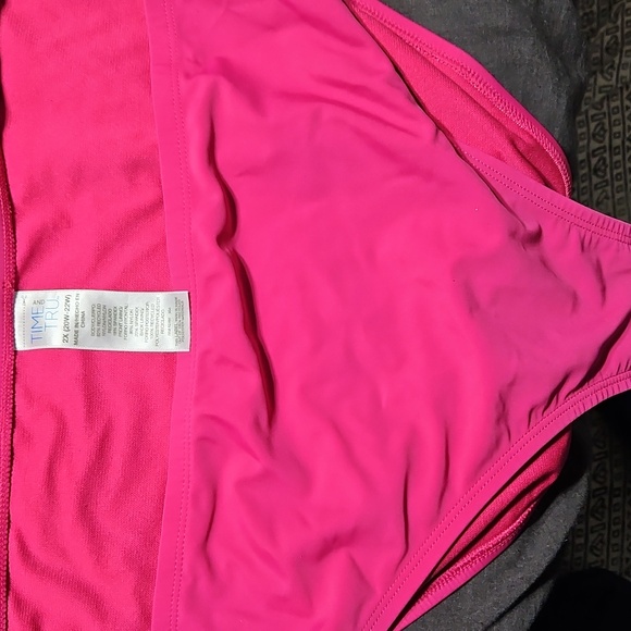 Torrid High-Rise 9 Inch Swim Bike Short - Picture 6 of 7